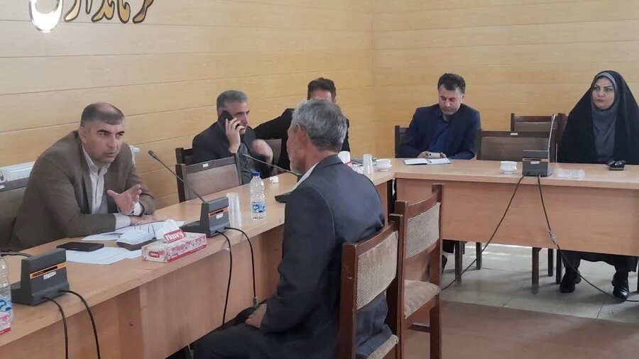 گرمی| برگزاری دیدار مردمی در فرمانداری شهرستان گرمی با حضور رؤسای ادارات