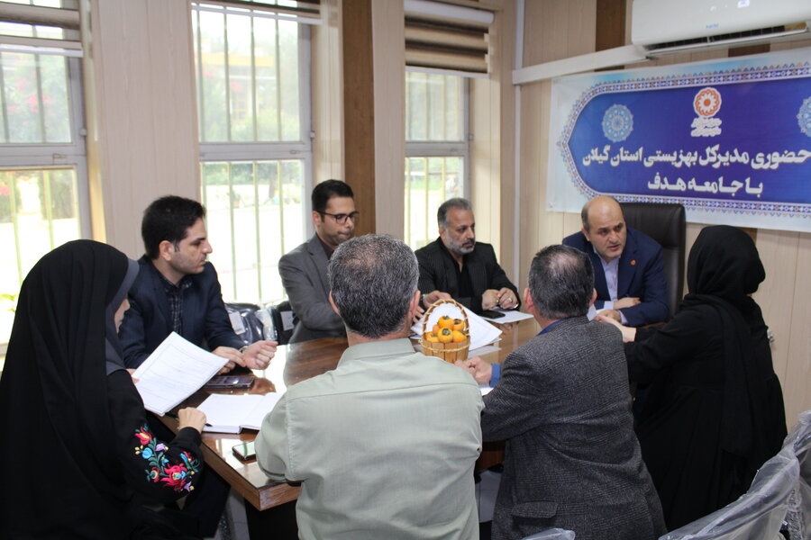 ملاقات عمومی مدیر کل و معاونین با مراجعین و توانخواهان  تحت پوشش بهزیستی استان