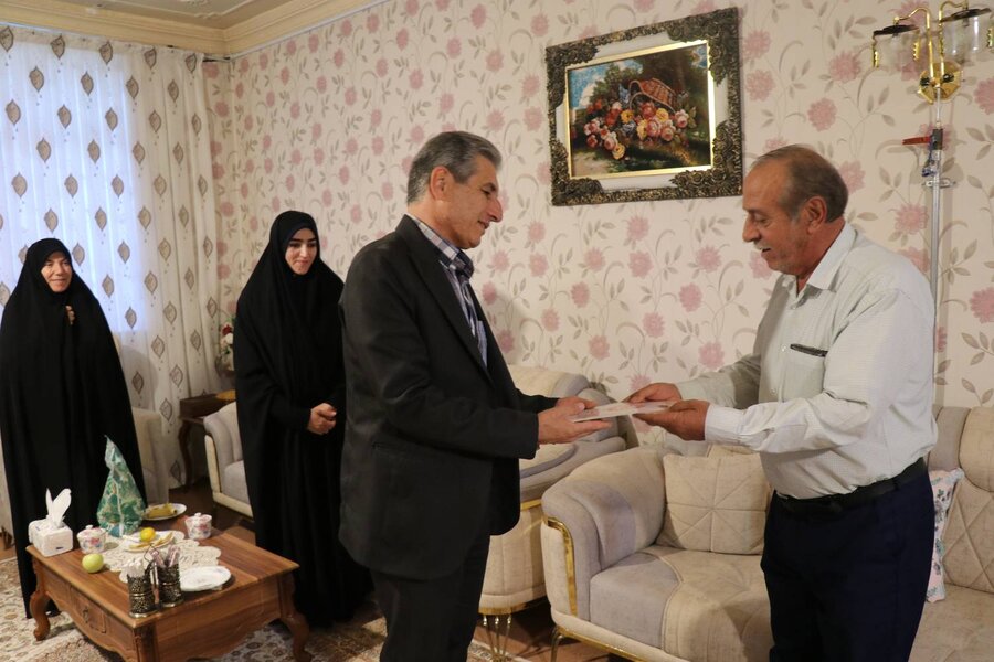 دیدار مسئولان بهزیستی آذربایجان‌غربی با جانبازان و ایثارگران سرافراز به مناسبت هفته دفاع مقدس و هفته نیروی انتظامی