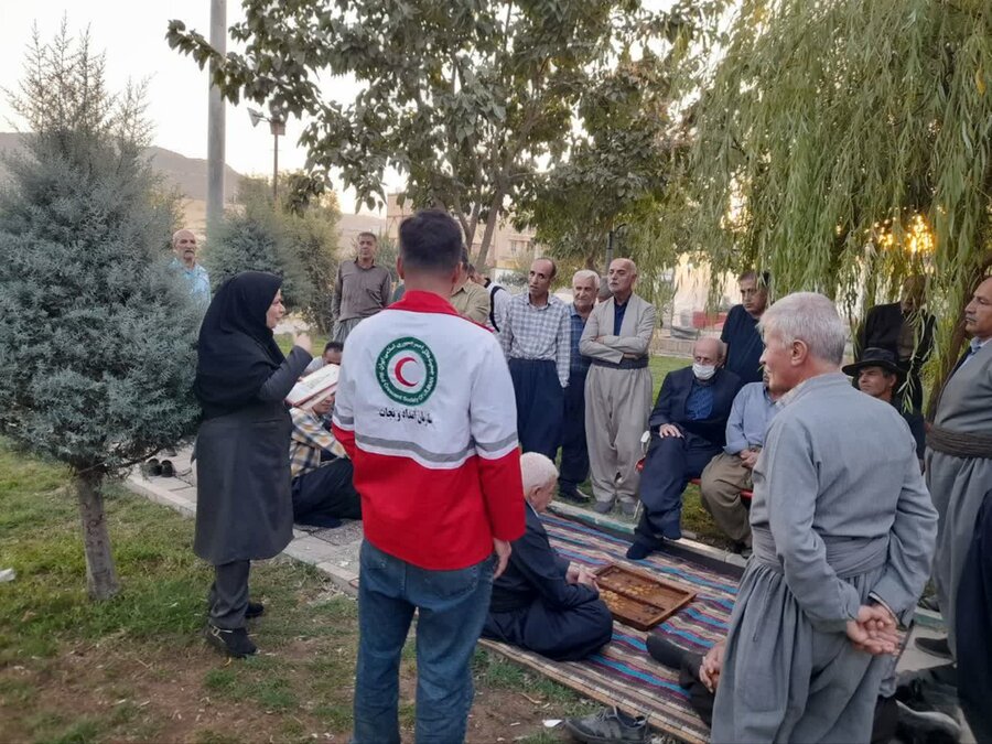 برگزاری کارگاه آموزشی سلامت عمومی سالمندان در مریوان