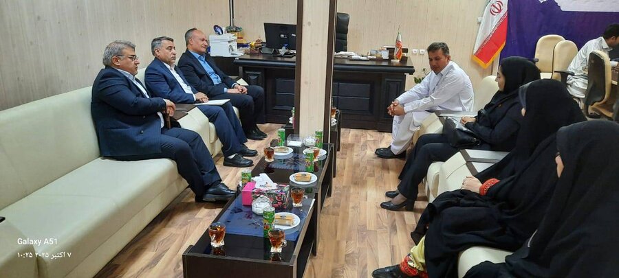 آیین تکریم و معارفه رئیس بهزیستی شهرستان ایرانشهر