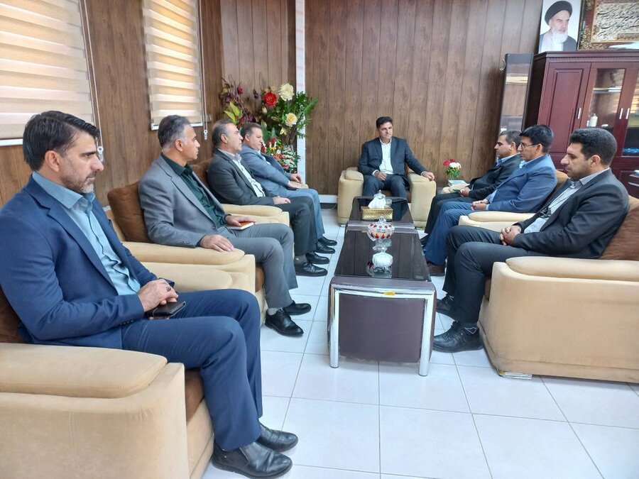 دیدار مدیر کل بهزیستی ایلام با امام جمعه و فرماندار دره شهر