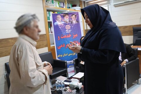 برگزاری میز خدمت اداره کل بهزیستی استان بوشهر؛ گامی بلند در راستای رسیدگی مستقیم به دغدغه‌های جامعه هدف