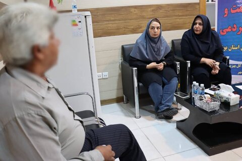 برگزاری میز خدمت اداره کل بهزیستی استان بوشهر؛ گامی بلند در راستای رسیدگی مستقیم به دغدغه‌های جامعه هدف