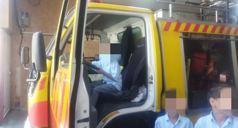 نظرآباد |حضور فرزندان كودكان مقیم خانه "آغوش مهربان منجى" در آتش نشانى نظرآباد به مناسبت گرامیداشت روز آتش نشان