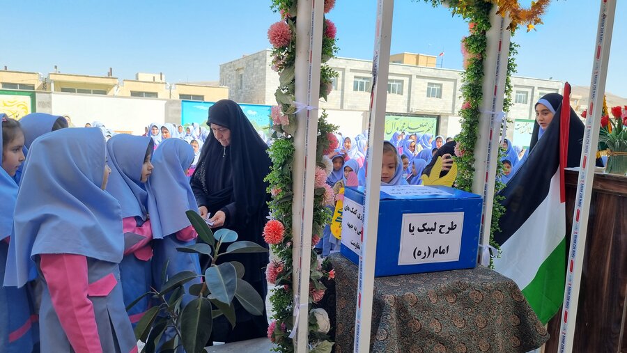 حضور رئیس بهزیستی در جمع دانش‌آموزان همدل