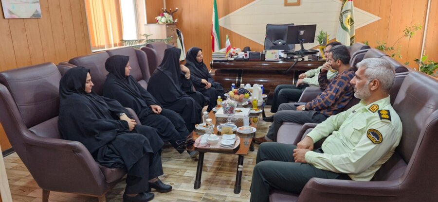 کنگان| دیدار رییس اداره بهزیستی کنگان با فرمانده  نیروی انتظامی شهرستان کنگان به ماسبت گرامیداشت هفته نیروی انتظامی