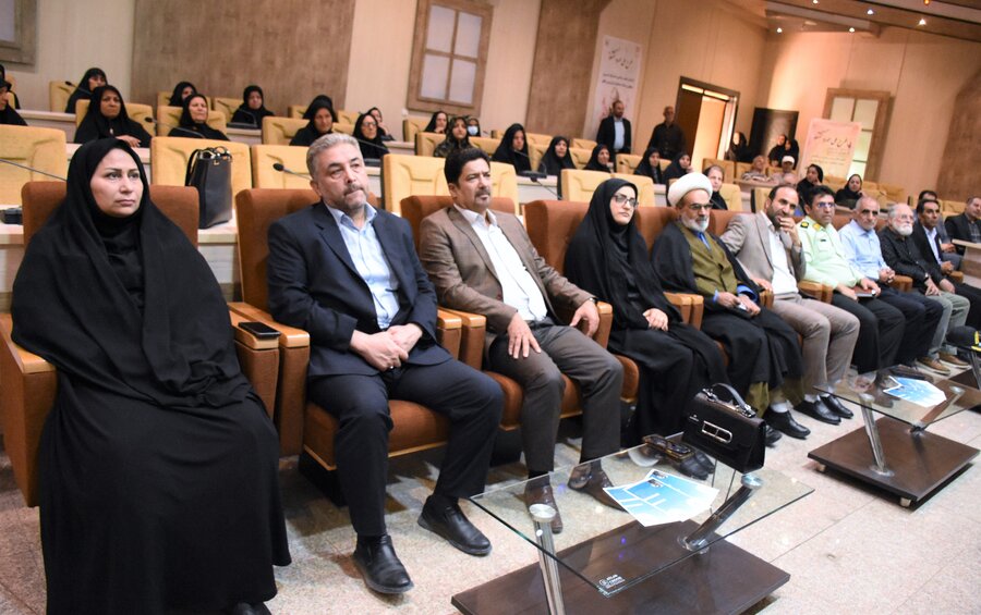 طرح «مهر و گفت‌وگو» ویژه سالمندان در محله شاطرآباد