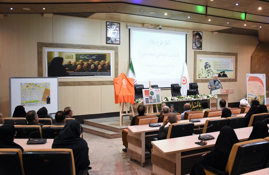 طرح «مهر و گفت‌وگو» ویژه سالمندان در محله شاطرآباد