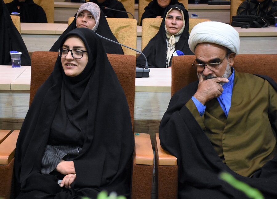 طرح «مهر و گفت‌وگو» ویژه سالمندان در محله شاطرآباد