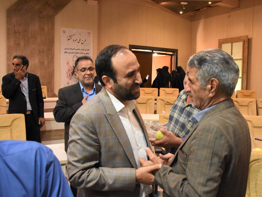 طرح «مهر و گفت‌وگو» ویژه سالمندان در محله شاطرآباد