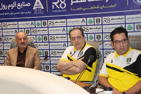 گزارش تصویری ا نشست خبری پیش از مسابقه فوتبال بین پیشکسوتان آلومینیوم و ستارگان رسانه