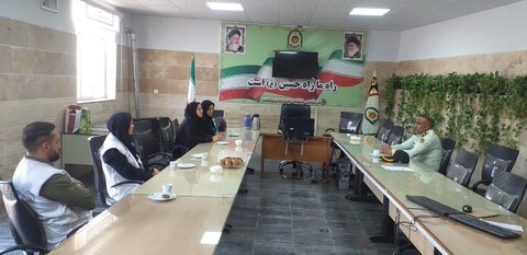 محلات  ا دیدار رئیس و کارشناسان اداره بهزیستی با فرمانده نیروی انتظامی