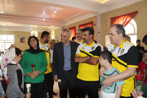 گزارش تصویری ا بازدید تیم ستارگان رسانه از مرکز توانبخشی خیریه جامع اراک