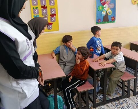 به مناسبت روز جهانی کودک کارگاه آموزشی مهارت‌های «نه گفتن» در کرج برگزار شد