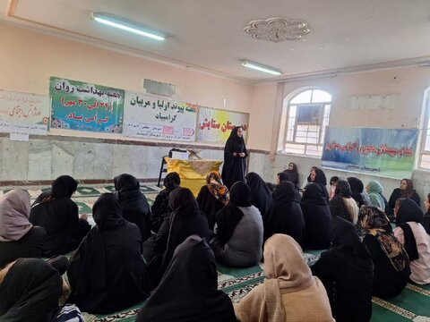 برگزاری کارگاه آموزشی سبک‌های فرزندپروری و شناخت آسیب‌های اجتماعی ویژه مادران در اندیمشک