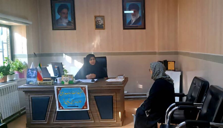 برگزاری میز خدمت چهره به چهره با مددجویان و توانخواهان تحت پوشش بهزیستی شهرستان شاهین دژ