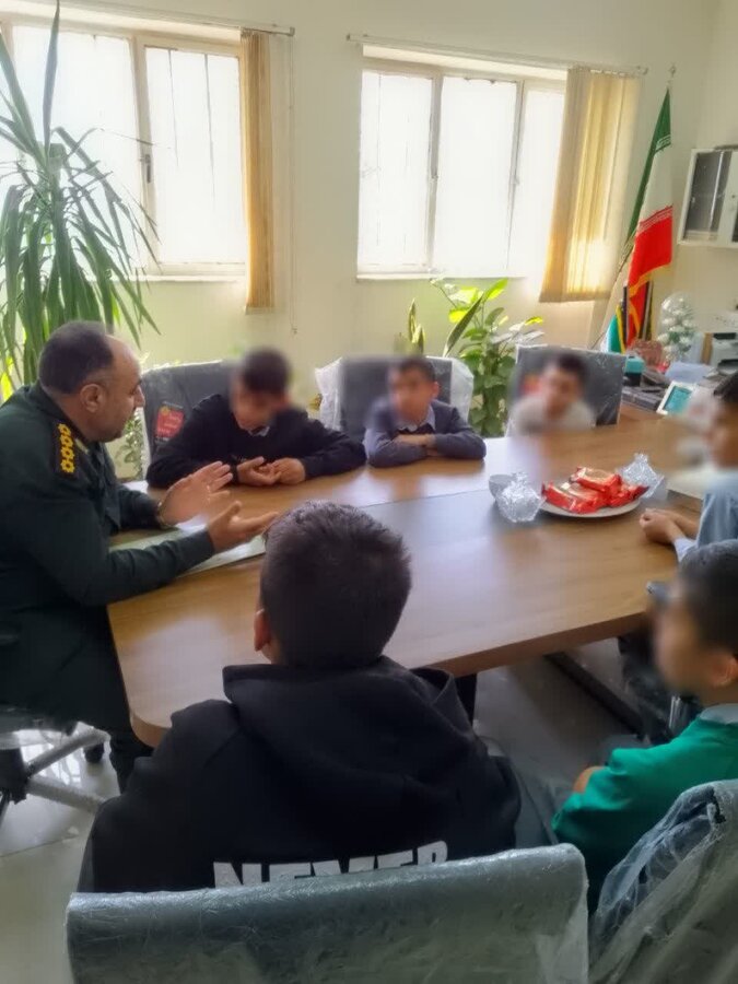 ساوجبلاغ | دیدار فرزندان بهزیستی با سبز پوشان حافظ امنیت