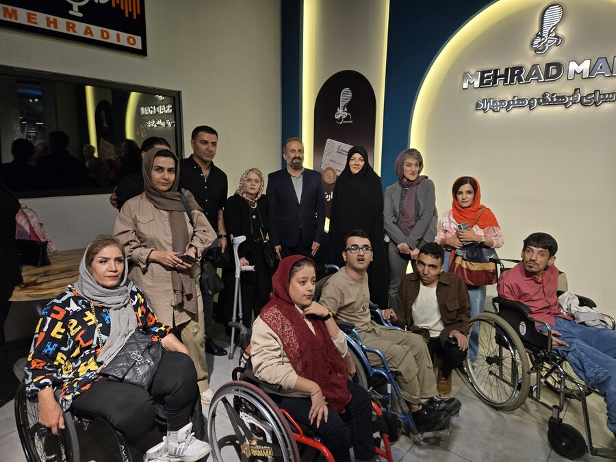 تئاتر معلولین