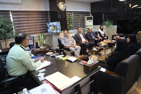 کرج | از تعاملات سازنده نیروی انتظامی با بهزیستی کرج تقدیر شد