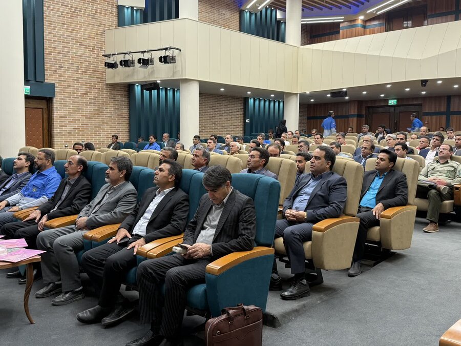 گردهمایی مدیران و کارشناسان مدیریت بحران استان یزد در استانداری