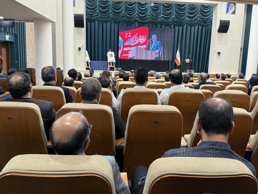 گردهمایی مدیران و کارشناسان مدیریت بحران استان یزد در استانداری