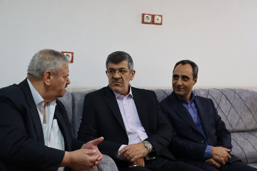 بازدید سرزده محمدرضا بابایی استاندار یزد و هیئت همراه از مرکز فرزندان آسمانی بهزیستی به مناسبت روز دختر