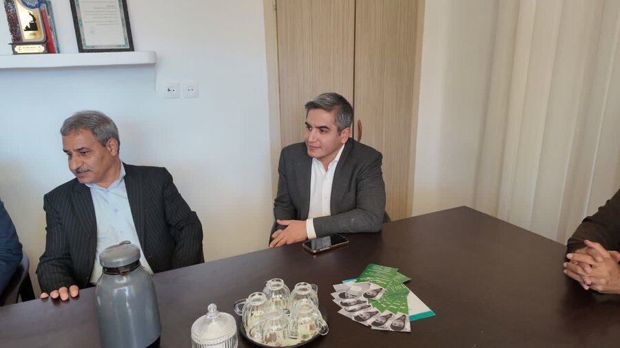 بازدید محسن فتحی، نماینده مجلس شورای اسلامی، و هیأت همراه از مؤسسه خیریه «آسوی زانیاران» سنندج