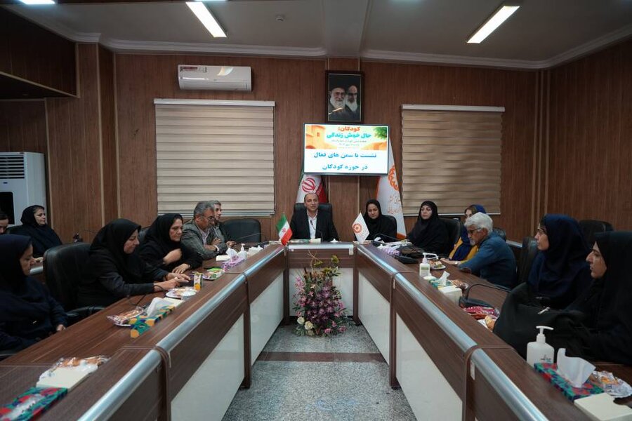 تجلیل از سمنهای فعال در حوزه کودک و نوجوان و فرزندان موفق به مناسبت هفته جهانی کودک