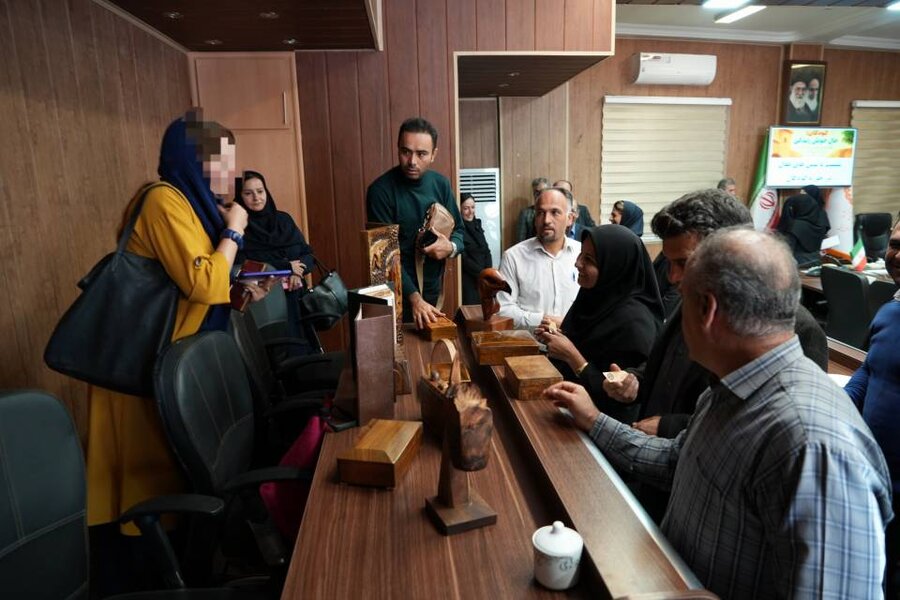 تجلیل از سمنهای فعال در حوزه کودک و نوجوان و فرزندان موفق به مناسبت هفته جهانی کودک