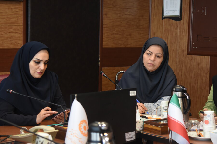 نشست هم‌اندیشی جمعی از انجمن‌ها، مراکز و مؤسسات غیردولتی فعال در حوزه توانبخشی با موضوع نقش رویدادهای فرهنگی و هنری در جامعه افراد دارای معلولیت با حضور مدیرکل بهزیستی استان تهران و دبیر جشنواره بین‌ا