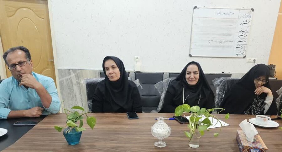 کاشان| نشست هم‌افزایی بهزیستی کاشان و سازمان مردم‌نهاد «جوانی جمعیت»   