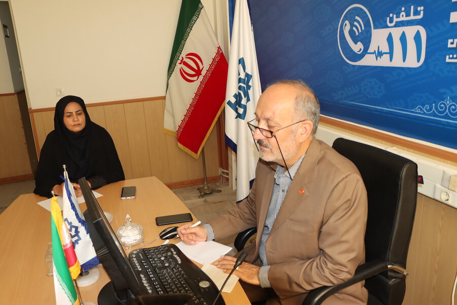 پاسخگویی بی‌واسطه مدیر کل بهزیستی استان مرکزی به تماس‌های مردمی در سامانه ۱۱۱ استانداری مرکزی
