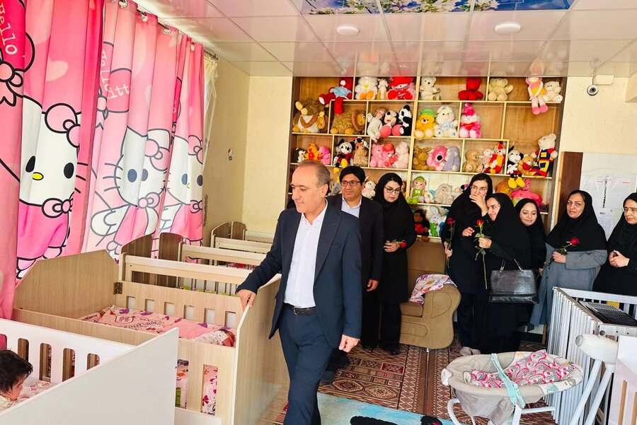  تجلیل سرپرست اداره کل بهزیستی کهگیلویه و بویراحمد از کودکان و فعالان حوزه کودک در مراکز تحت نظارت بهزیستی