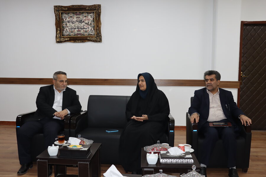 دیدار رئیس دبیرخانه شورای ملی سالمندان بهزیستی کشور با معاون استاندار خوزستان