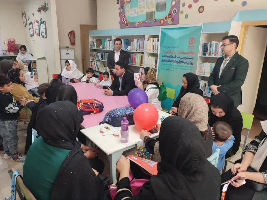 اصلاندوز| برگزاری کارگاه آموزشی برای کودکان وخانواده جامعه هدف بهزیستی بمناسبت گرامیداشت هفته سلامت وروان توسط اداره بهزیستی شهرستان اصلاندوز
