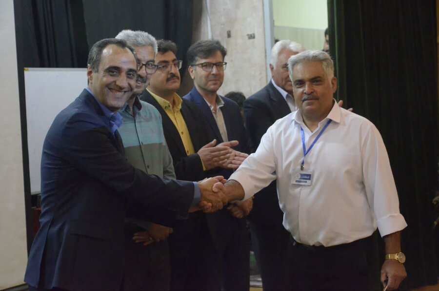 مراسم روز جهانی ناشنوایان در اردکان 
