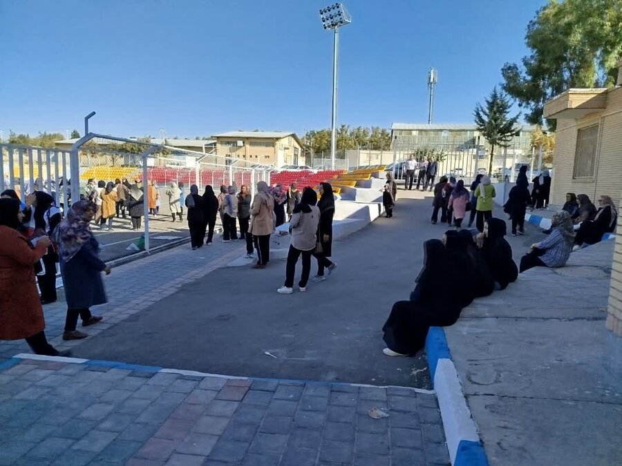 همایش پیاده روی شهرستان بافت برگزار شد