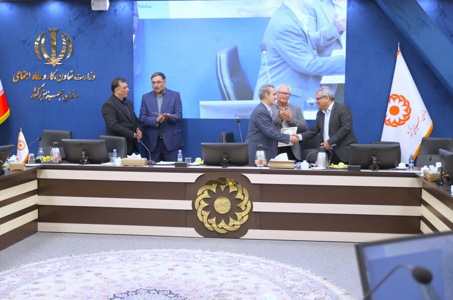 نشست تخصصی هفته ملی کودک