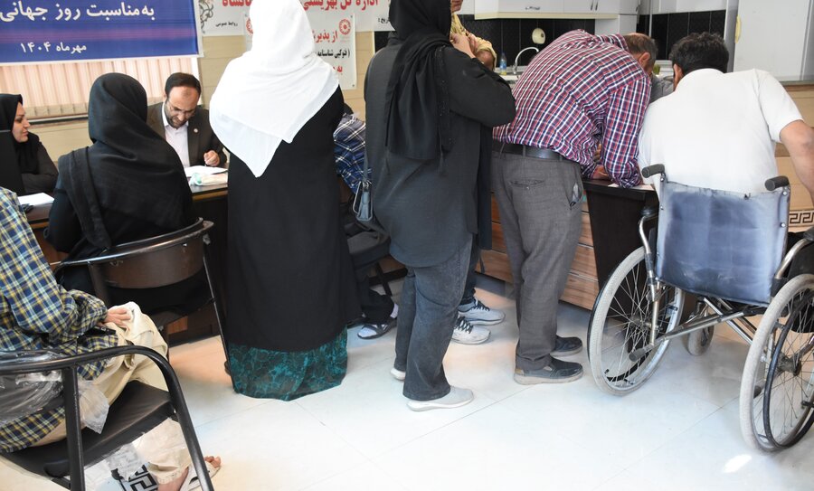 میز ارتباطات مردمی