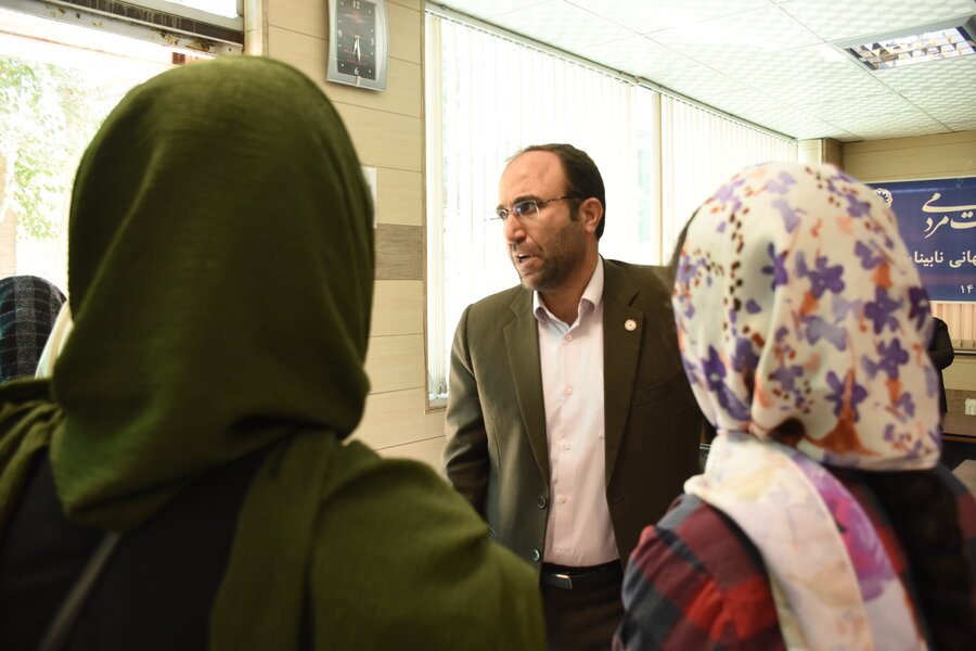 میز ارتباطات مردمی