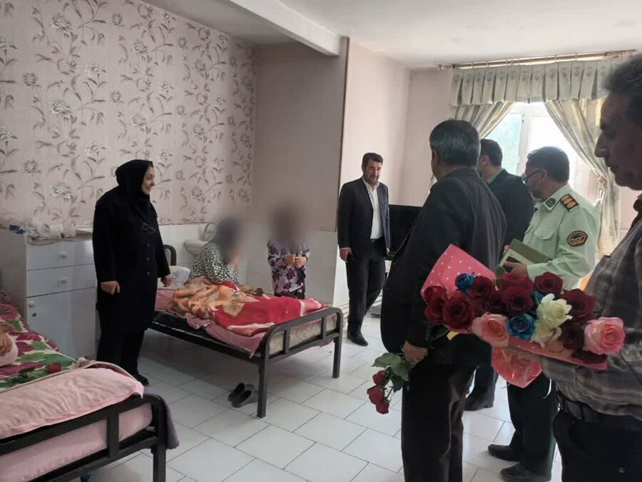 دیدار مسئولین شهرستان میانه با سالمندان مرکز نگهداری سالمندان ائمه اطهار(ع) 