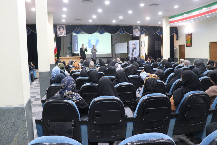 سمینار تخصصی توانمندسازی شغلی ویژه زنان سرپرست خانوار
