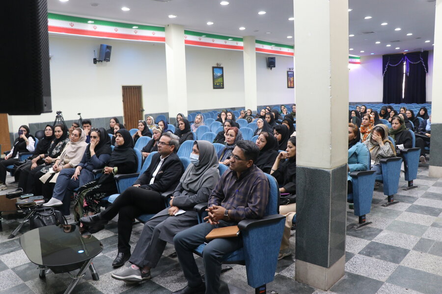 سمینار تخصصی توانمندسازی شغلی ویژه زنان سرپرست خانوار