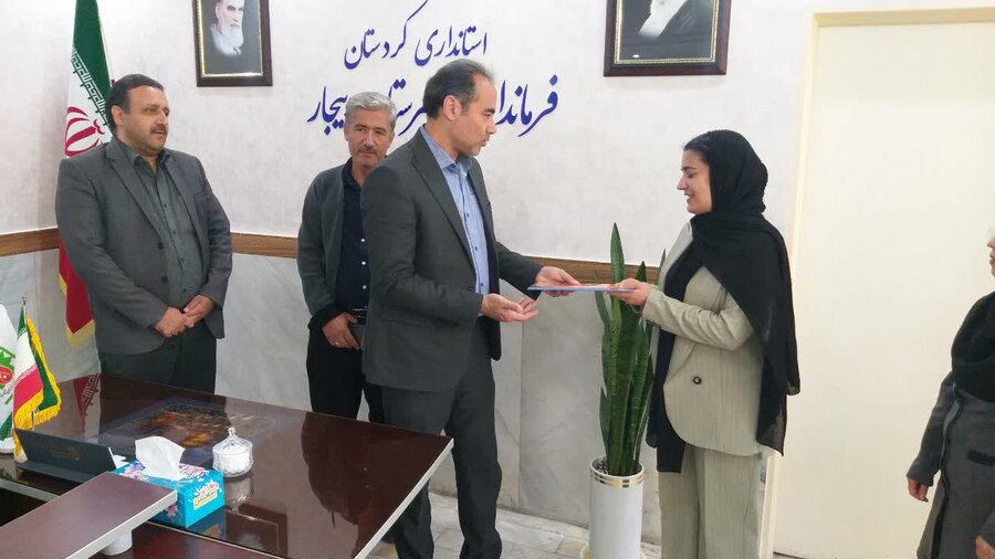 فرماندار بیجار از قهرمان دومیدانی تجلیل کرد؛ تأکید بر شکوفایی استعدادهای توانخواهان