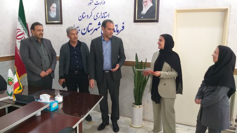 فرماندار بیجار از قهرمان دومیدانی تجلیل کرد؛ تأکید بر شکوفایی استعدادهای توانخواهان