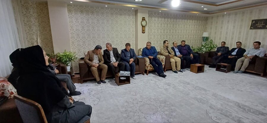 مدیرکل بهزیستی کردستان و فرماندار مریوان با قهرمان المپیک ناشنوایان دیدار کردند