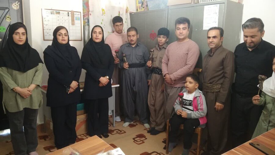 مسئولان سروآباد از مدرسه دانش‌آموزان با نیازهای ویژه بازدید کردند
