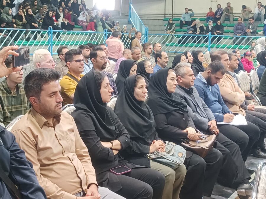 روز ملی پارالمپیک در سنندج گرامی داشته شد؛ نمایشگاه صنایع دستی توانخواهان برپا شد