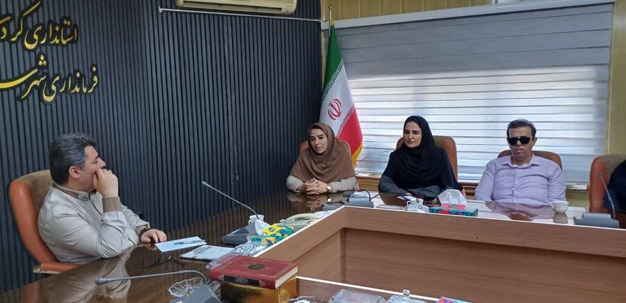 فرماندار مریوان: نابینایان نماد اراده‌اند؛ محیط شهری باید برای روشندلان مناسب‌سازی شود